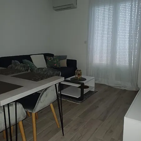 Sunset View Apartament *